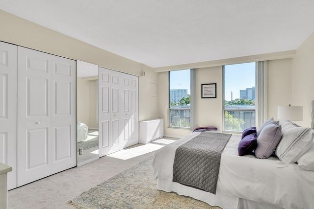 99 Pond Avenue PH804, Brookline, MA 02445