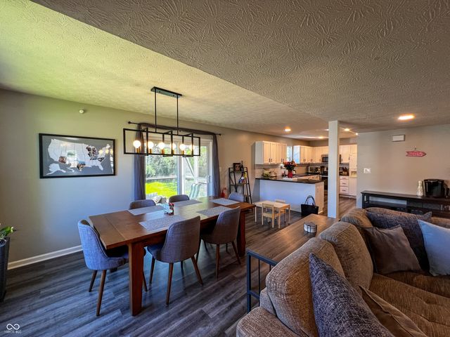 513 Mallory Parkway, Franklin, IN 46131