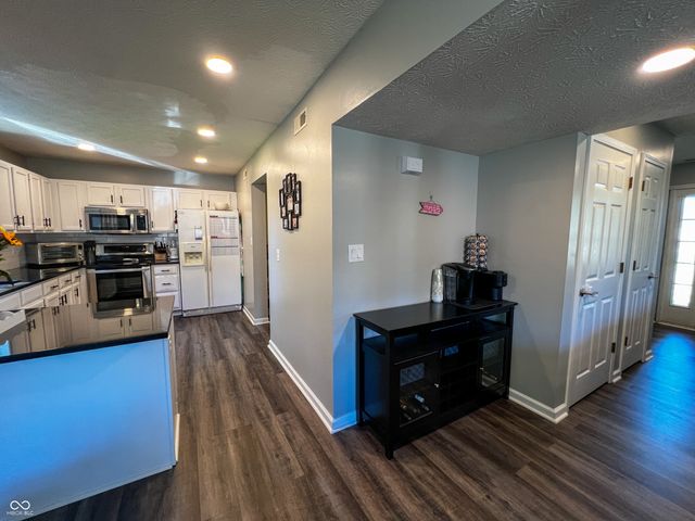 513 Mallory Parkway, Franklin, IN 46131