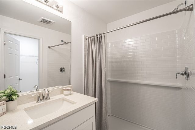2124 NW 27th TER, Cape Coral, FL 33993