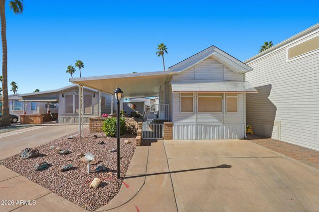 609 BOEING Circle, Mesa, AZ 85205