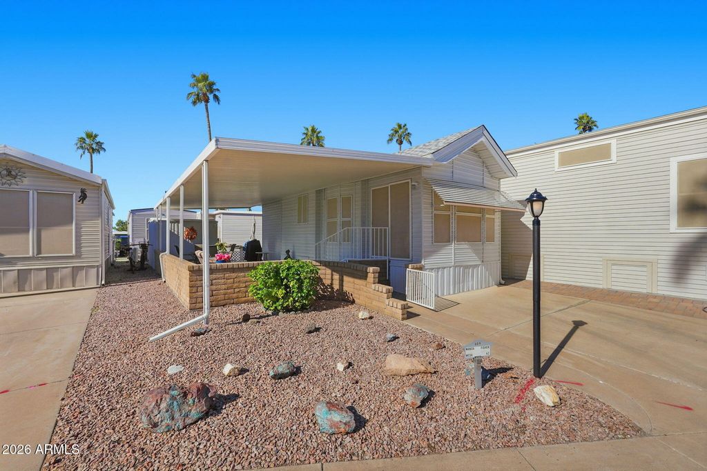 609 BOEING Circle, Mesa, AZ 85205