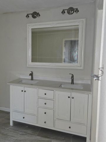 6802 Mccullum Road, Houston, TX 77489