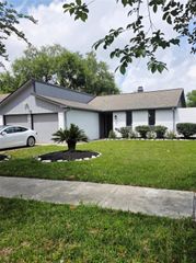 6802 Mccullum Road, Houston, TX 77489