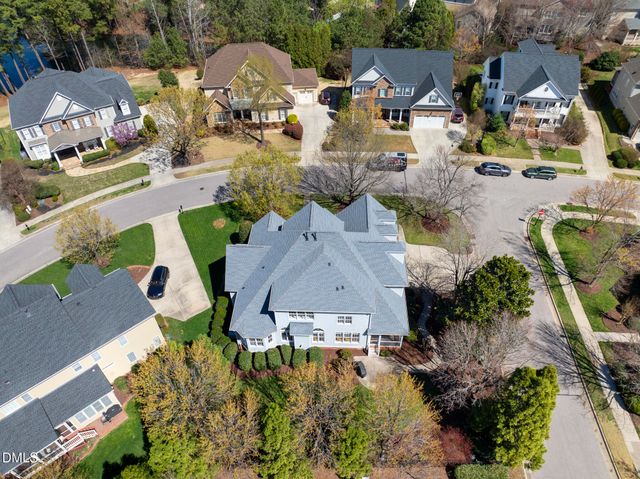 209 Beacon Falls Court, Cary, NC 27519