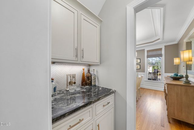 209 Beacon Falls Court, Cary, NC 27519