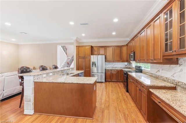 1841 Senegal Date DR, Naples, FL 34119
