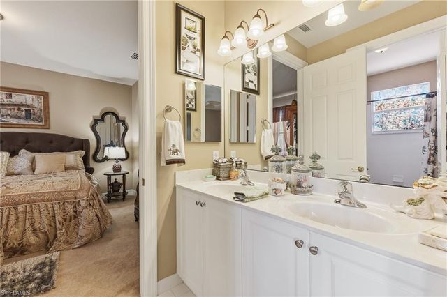 1841 Senegal Date DR, Naples, FL 34119