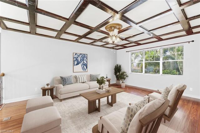 1841 Senegal Date DR, Naples, FL 34119