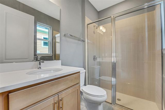 985 FIESTA KEY CIRCLE, Lady Lake, FL 32159