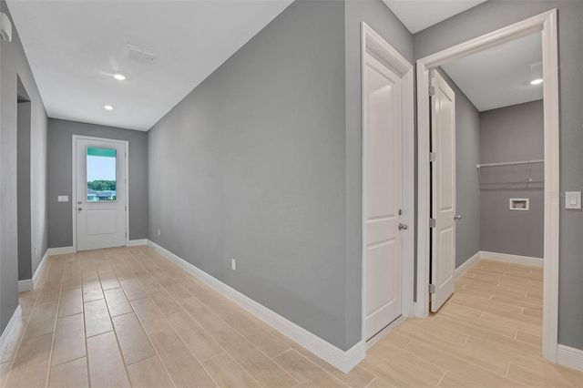 985 FIESTA KEY CIRCLE, Lady Lake, FL 32159