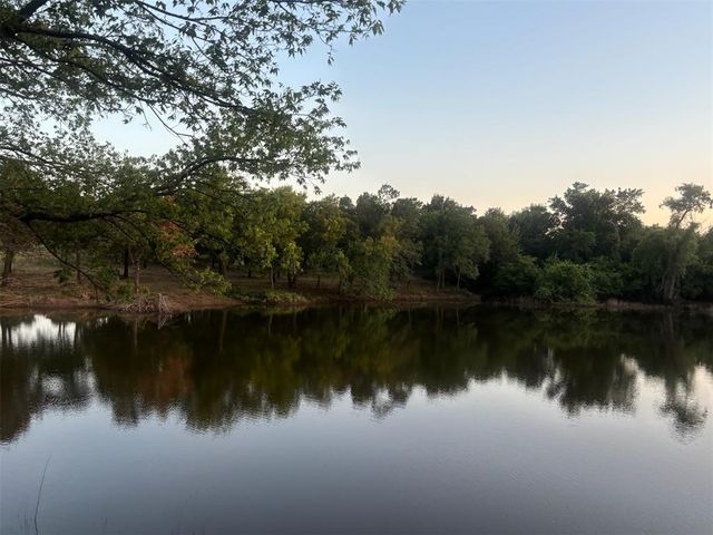 5775 W Forrest Hills Road, Guthrie, OK 73044