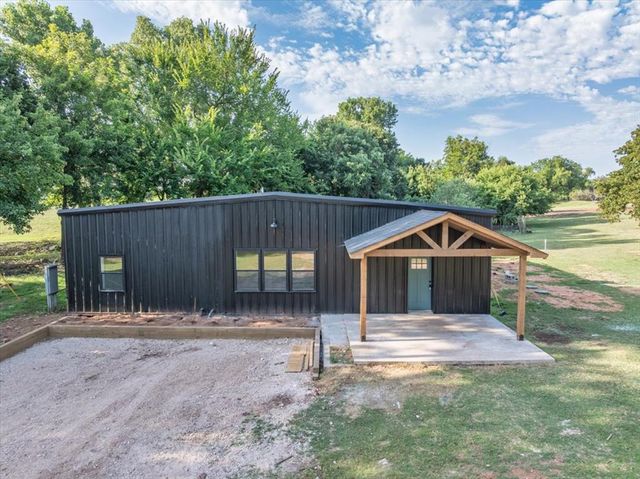 5775 W Forrest Hills Road, Guthrie, OK 73044