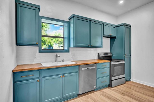 5775 W Forrest Hills Road, Guthrie, OK 73044