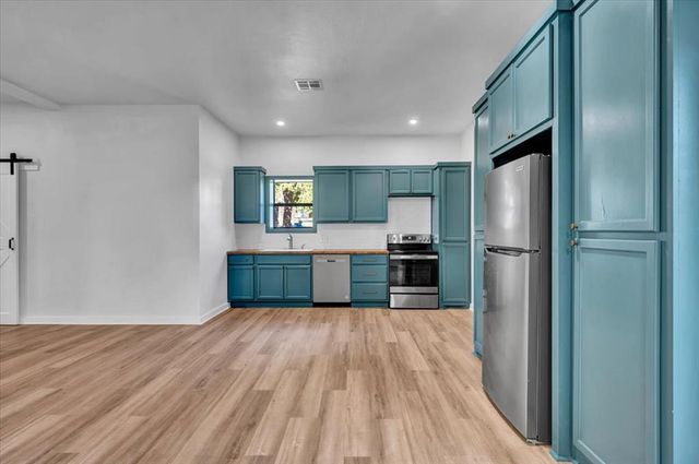 5775 W Forrest Hills Road, Guthrie, OK 73044