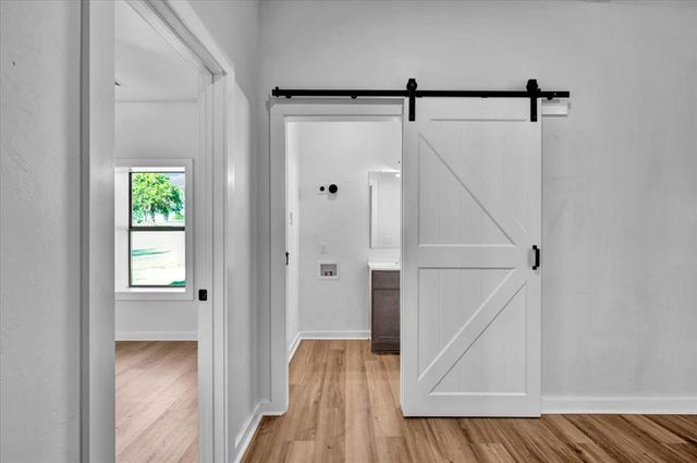 5775 W Forrest Hills Road, Guthrie, OK 73044