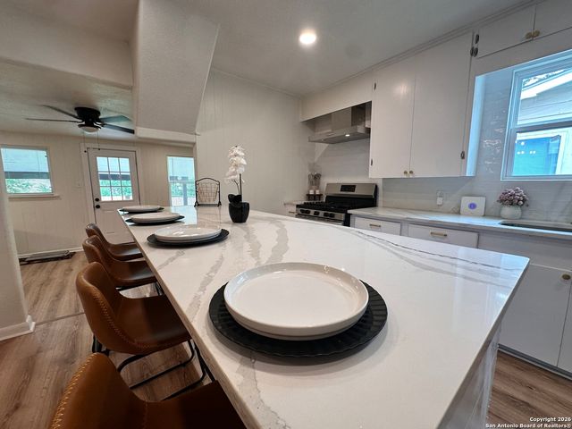 414 CLOWER, San Antonio, TX 78212