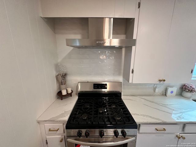 414 CLOWER, San Antonio, TX 78212