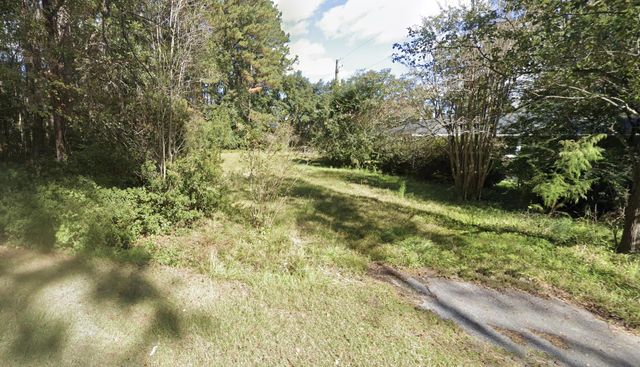 308 Peachtree Road, Walterboro, SC 29488