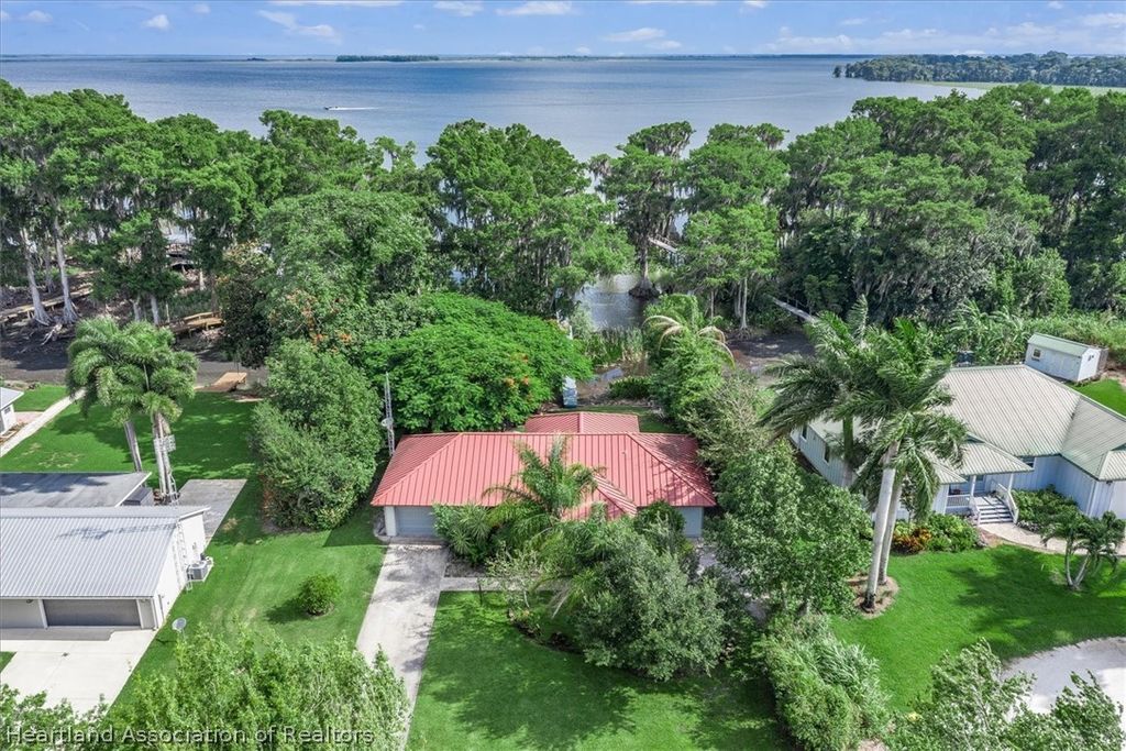 3044 Abell Road, Lake Placid, FL 33852