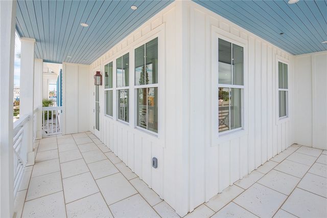 136 W Cotter Ave 6, Port Aransas, TX 78373