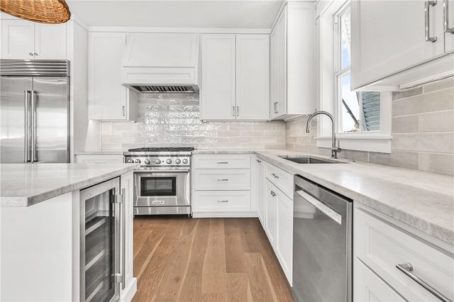 136 W Cotter Ave 6, Port Aransas, TX 78373