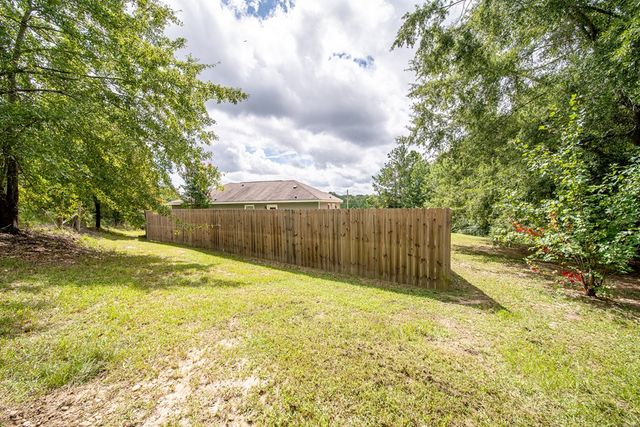 111 Lee Road 2068, Phenix City, AL 36870