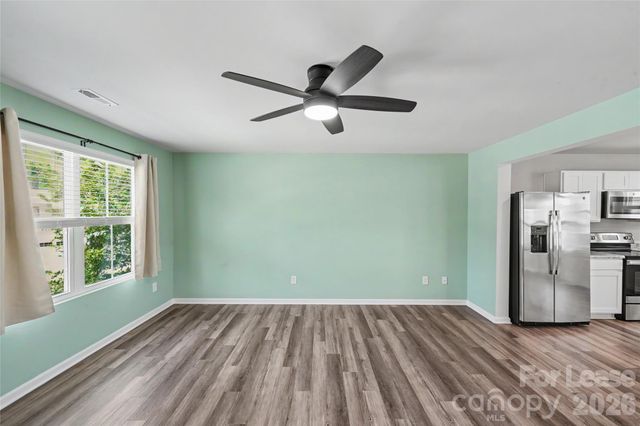 6042 Cutwater Circle, Charlotte, NC 28269