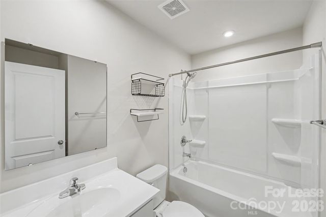6042 Cutwater Circle, Charlotte, NC 28269