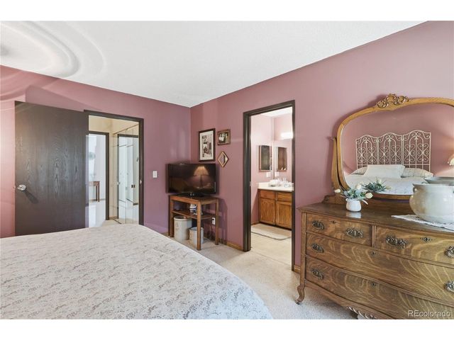3405 S Ammons St 17-8, Denver, CO 80227