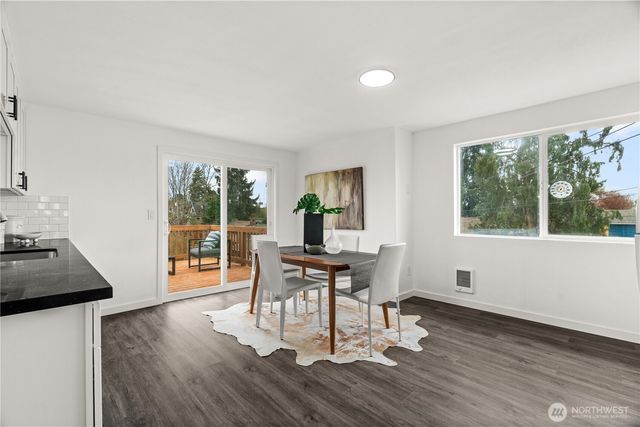 5518 39th Avenue S, Seattle, WA 98118