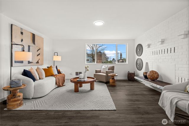 5518 39th Avenue S, Seattle, WA 98118