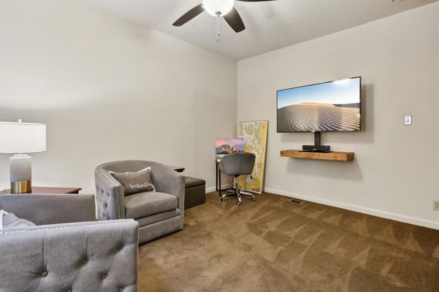 340 Crestridge Ln, Folsom, CA 95630