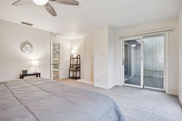 340 Crestridge Ln, Folsom, CA 95630