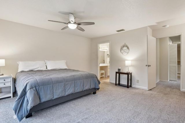 340 Crestridge Ln, Folsom, CA 95630