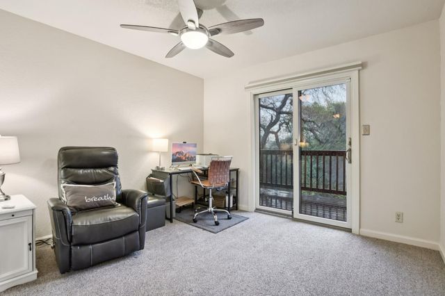 340 Crestridge Ln, Folsom, CA 95630