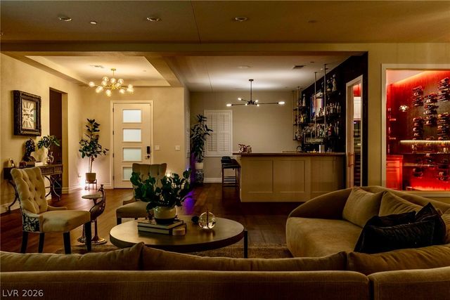 4660 Blushing Dawn Avenue, Las Vegas, NV 89118
