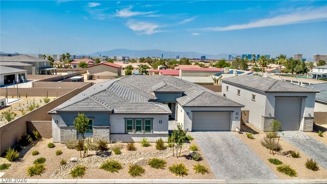 4660 Blushing Dawn Avenue, Las Vegas, NV 89118
