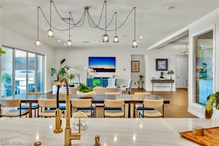 4660 Blushing Dawn Avenue, Las Vegas, NV 89118