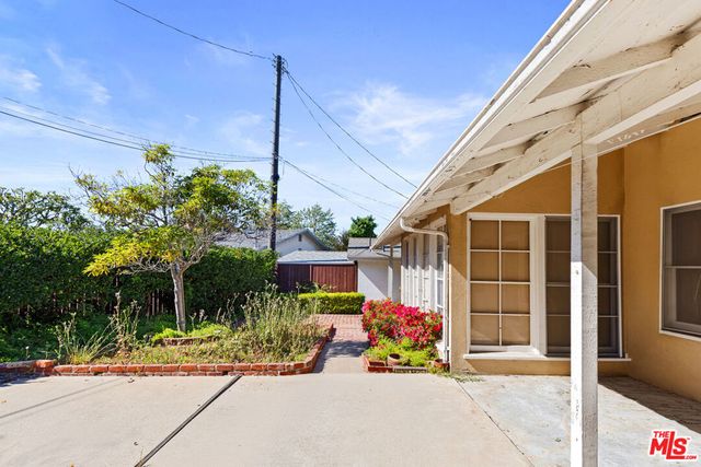 2861 Dunleer Place, Los Angeles, CA 90064