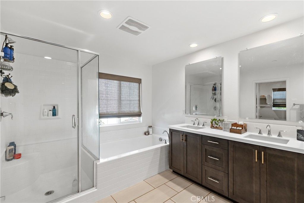 Image 25 of property listing at 28341 Heather Green Way, Menifee, CA 92584