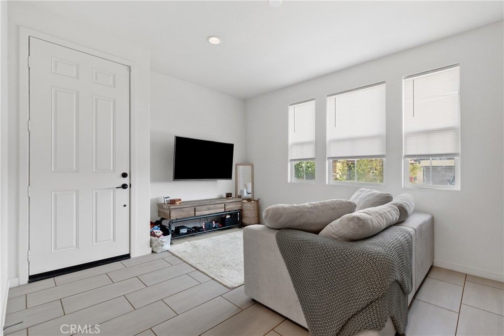Image 27 of property listing at 28341 Heather Green Way, Menifee, CA 92584