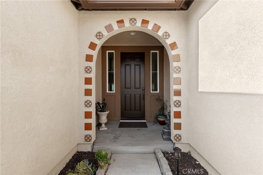 Image 4 of property listing at 28341 Heather Green Way, Menifee, CA 92584