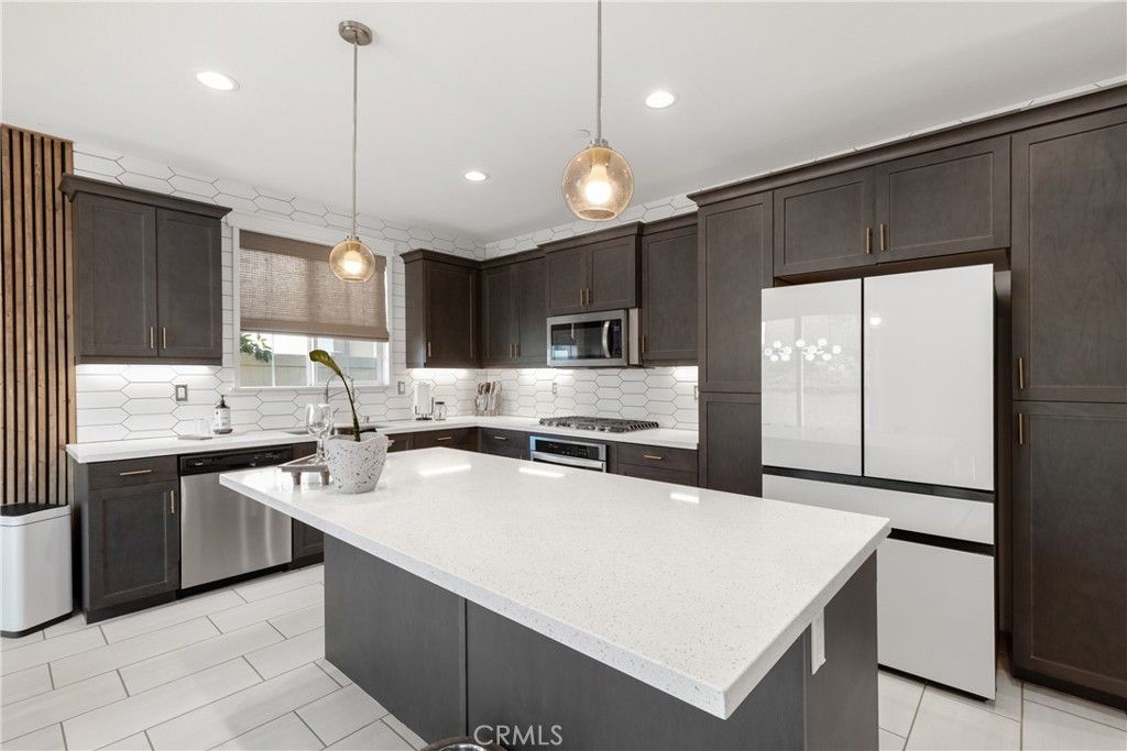 Image 9 of property listing at 28341 Heather Green Way, Menifee, CA 92584