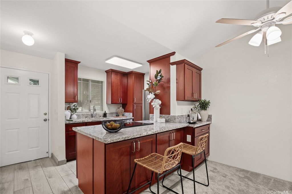 95-536 Wikao Street D304, Mililani, HI 96789