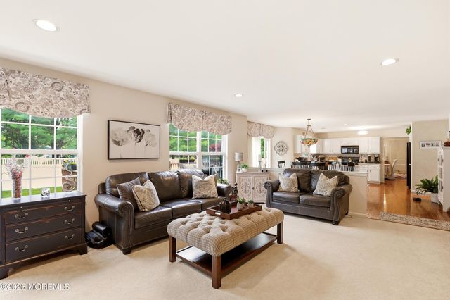 49 Crater Lake Road, Howell, NJ 07731