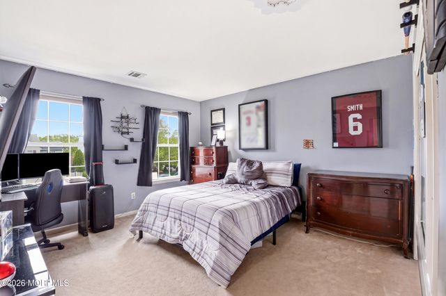 49 Crater Lake Road, Howell, NJ 07731