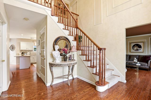49 Crater Lake Road, Howell, NJ 07731