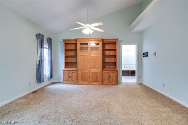 2222 Burberry Street NW, North Canton, OH 44720