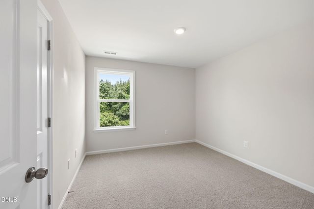 64 Peach Grv Way, Lillington, NC 27546
